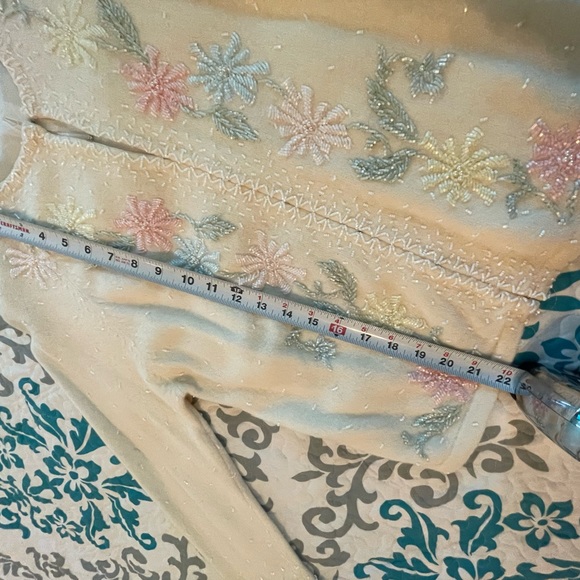 1960’sValentina Ltd beaded cardigan. - Picture 11 of 13